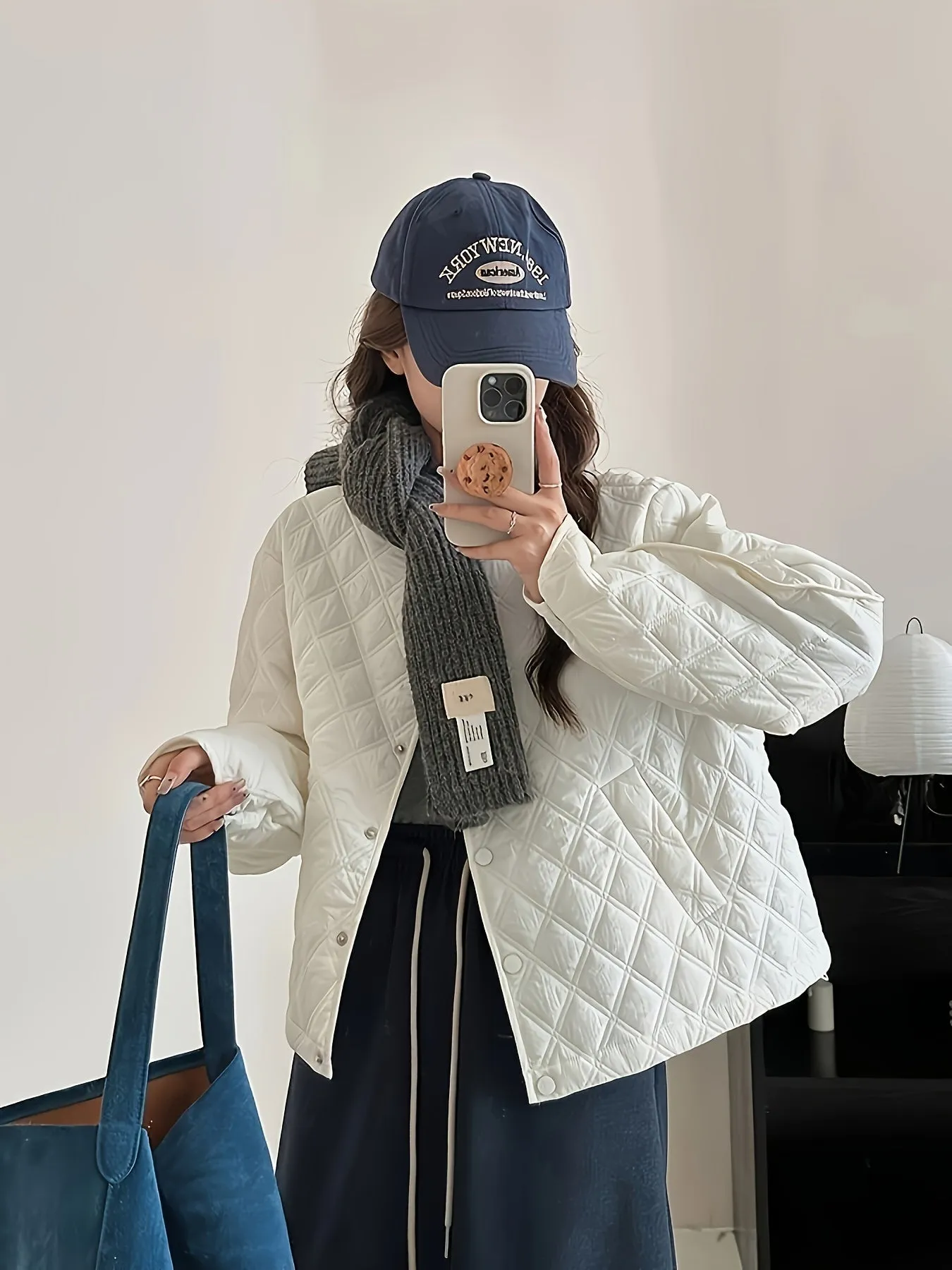 1pc Argyle Pattern Fashion Winter Jacket, 100% Polyester Short-Length Quilted Coat with Pockets, Long Sleeve Casual Outerwear