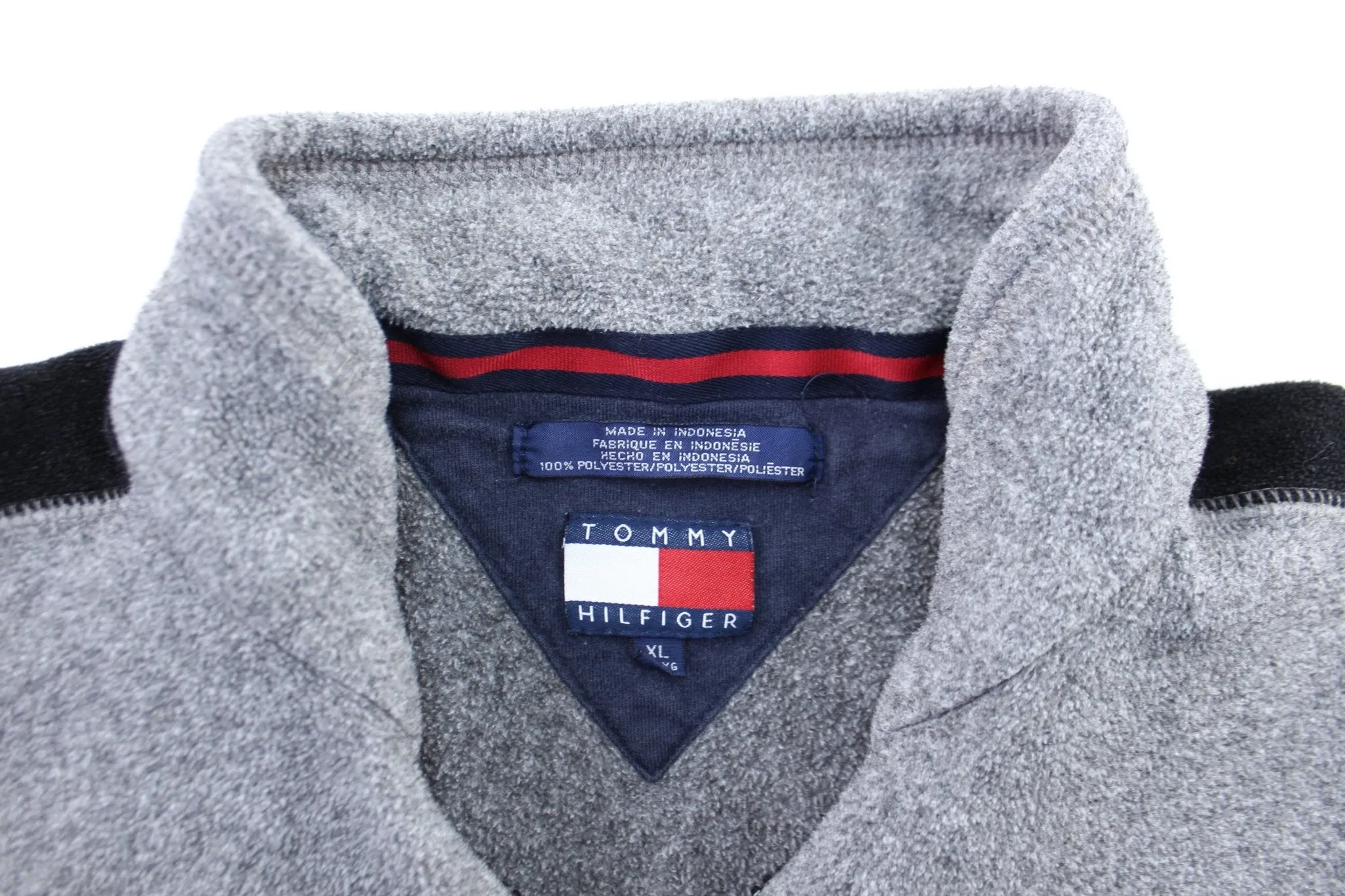 90's Tommy Hilfiger Logo Patch Grey & Black Fleece Pullover Jacket