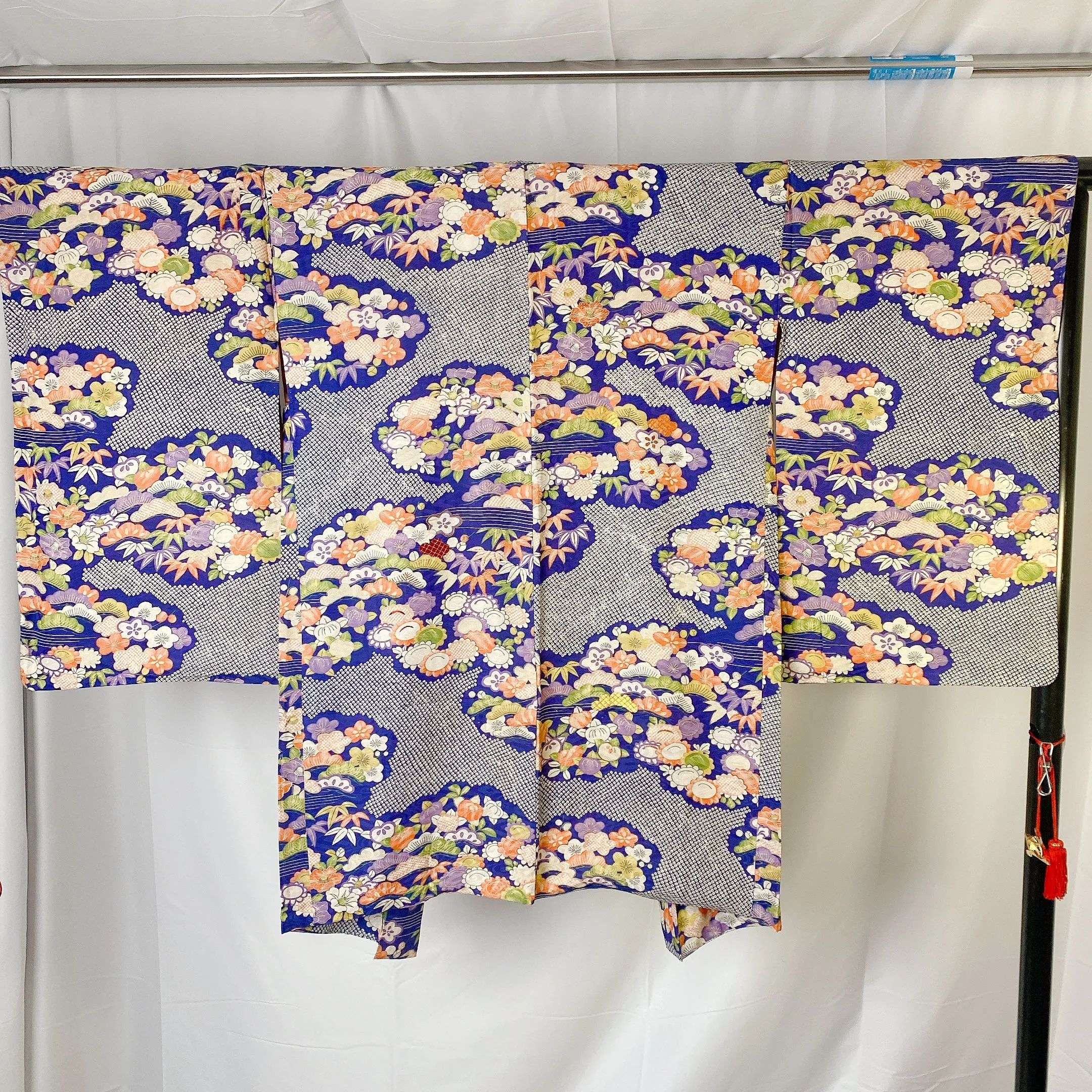 Blue Antique Haori, Floral, Japanese Kimono, Excellent, Cardigan, Women's Jacket, Silk Long outer, Versatile Layer, 羽織