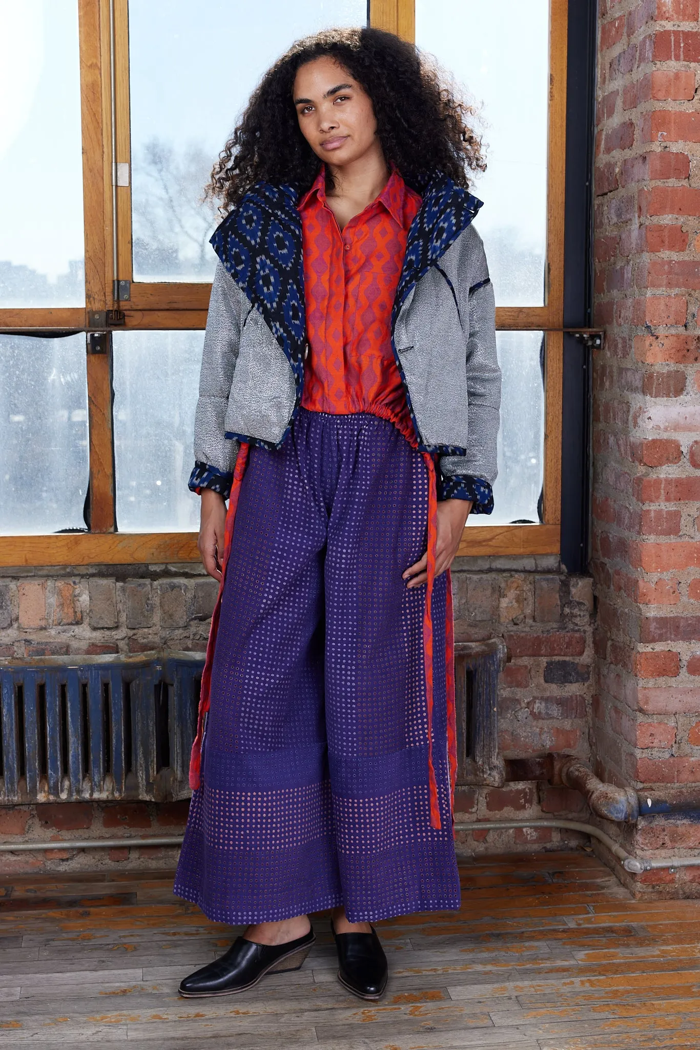 MAG REVERSIBLE PUFFER | SAPPHIRE IKAT X ONYX METALLIC